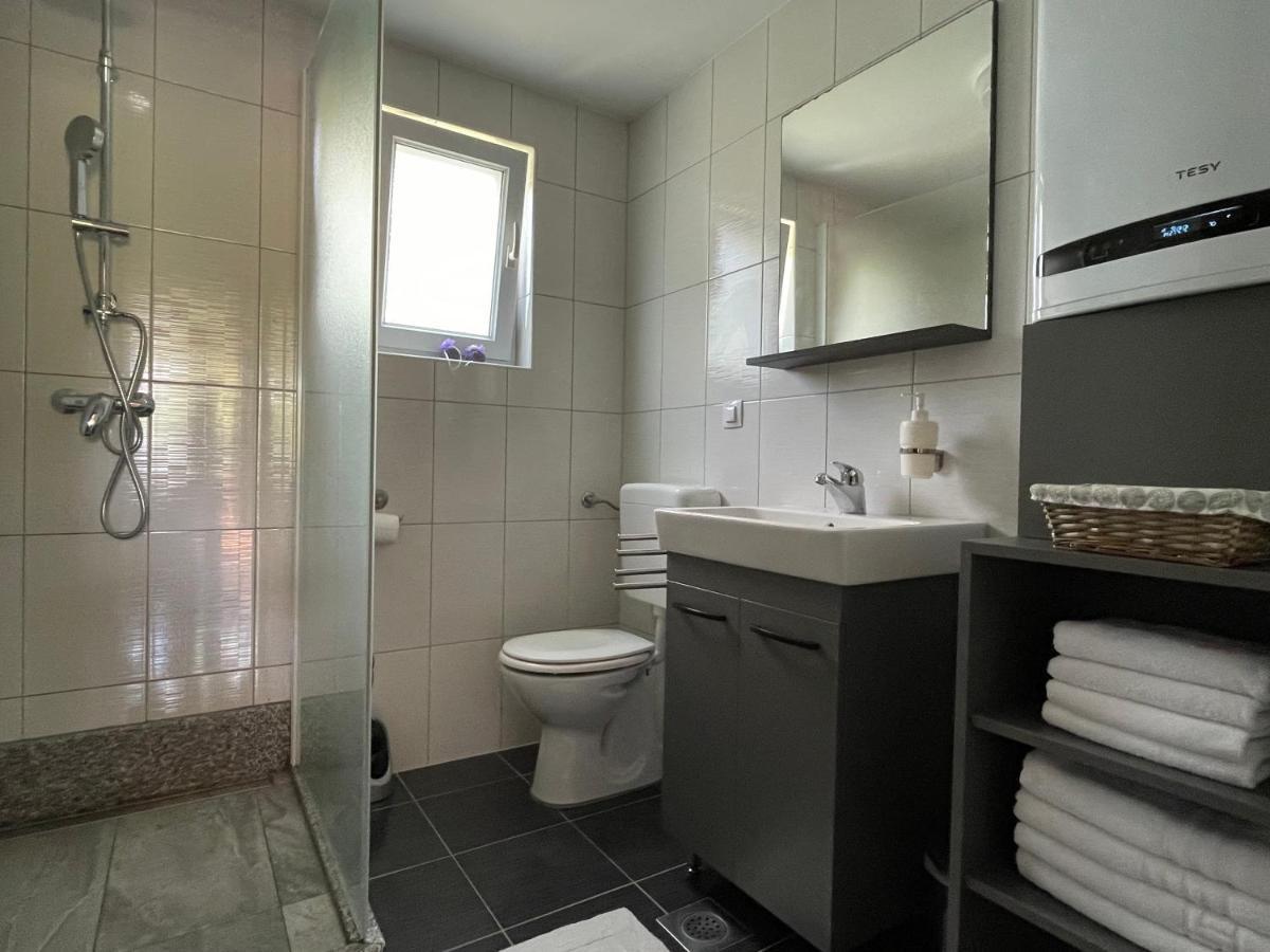 D.i.m. House Holiday home Seliste Dreznicko