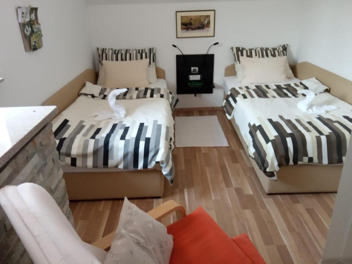 D.i.m. House * Seliste Dreznicko