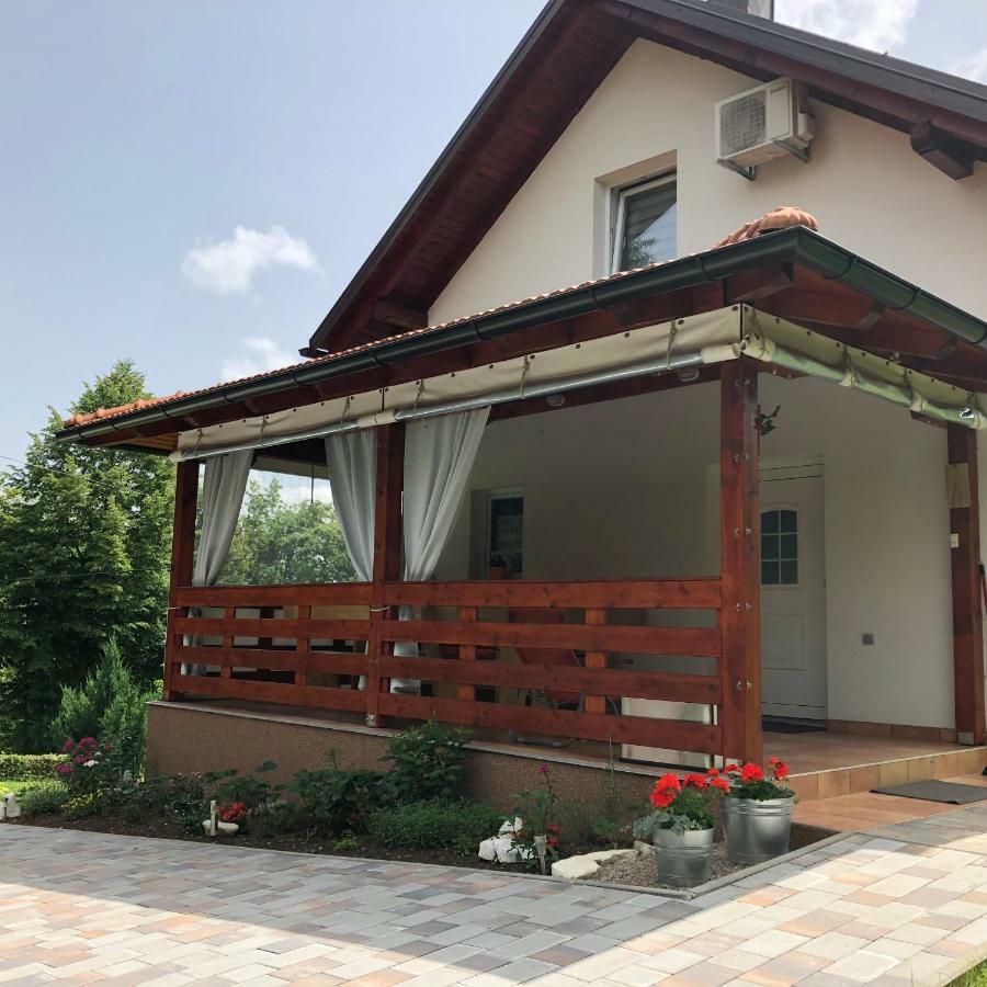 Holiday home D.i.m. House