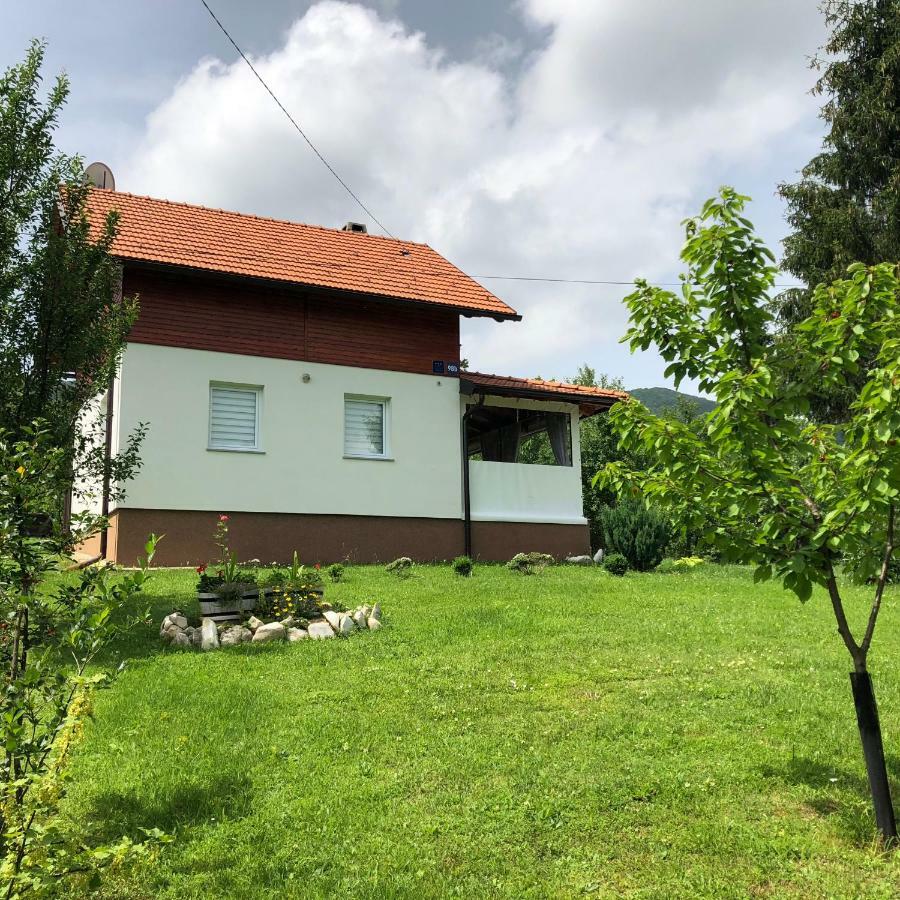 Holiday home D.i.m. House *